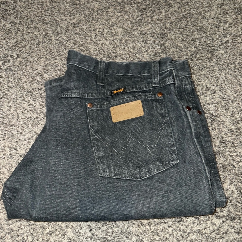 Wrangler Men's Dark Grey Jeans